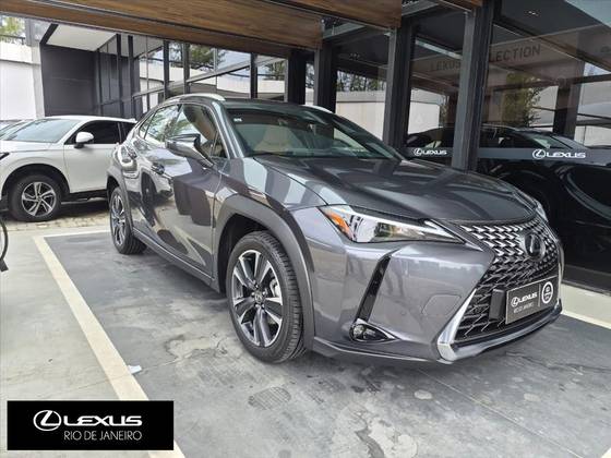 LEXUS UX 300h 2.0 VVT-I HYBRID CVT LEXUS UX 300h 2.0 VVT-I HYBRID CVT